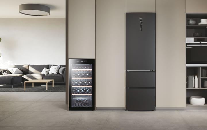 Actual product image Haier Wine cellar WS105GA Wine cellar with compressor Free installation Black 105 bottle/barrel