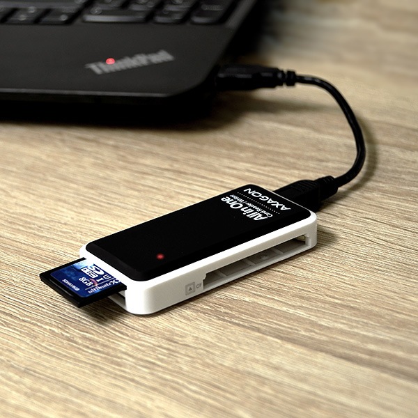 Actual product image Axagon CRE-X1 - CF - CF Type II - MMC - MMC Mobile - MMCmicro - MS Duo - MS PRO - Memory (USB 2.0)