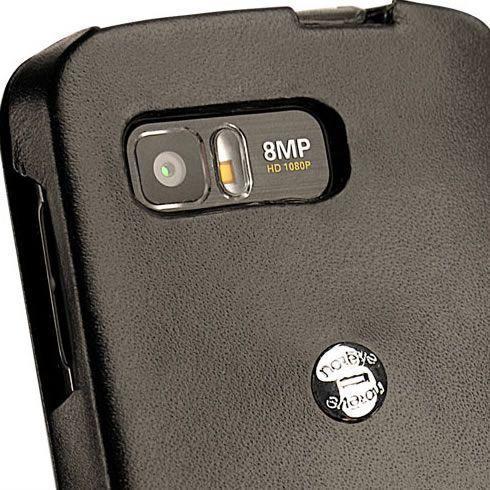 Actual product image Noreve Leather cover vertical