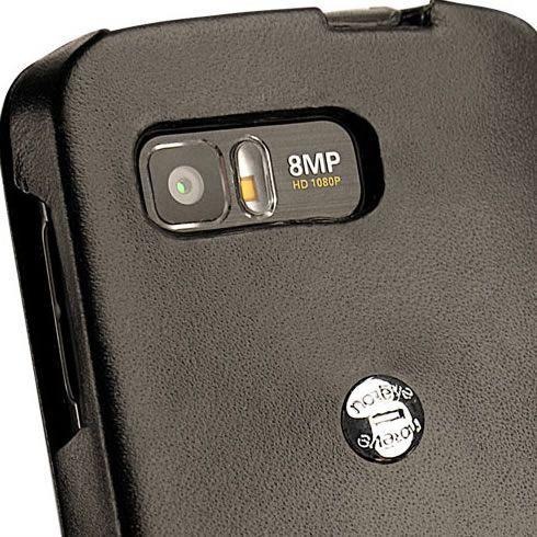 Actual product image Noreve Leather cover vertical