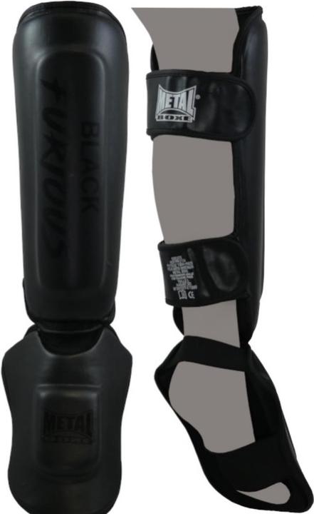 Actual product image MetalBoxe Shin guards (XL)