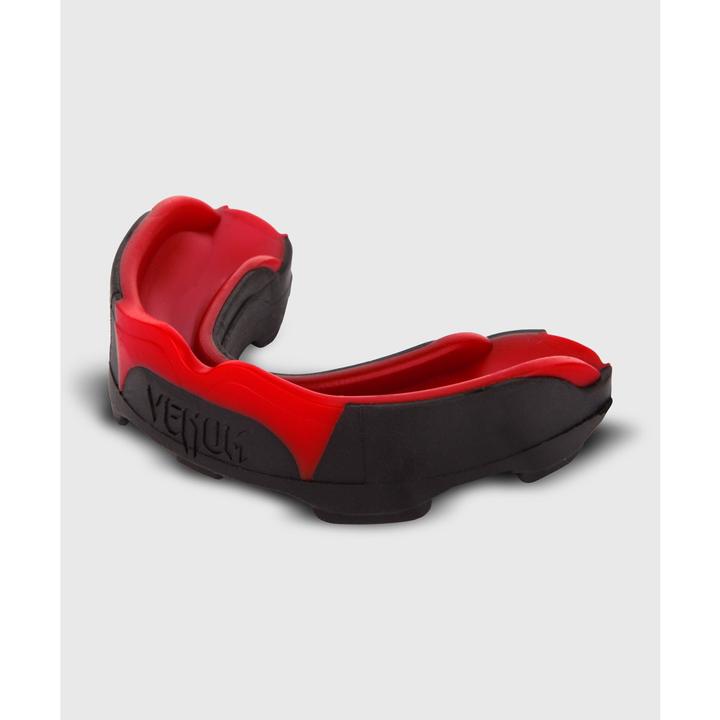 Actual product image Venum Predator Mouthguard-Black/Red (One size)