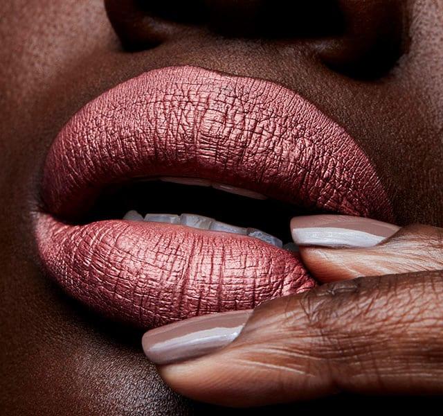 Actual product image MAC Cosmetics Retro Matte Liquid Lipcolour (Gemz & Roses)
