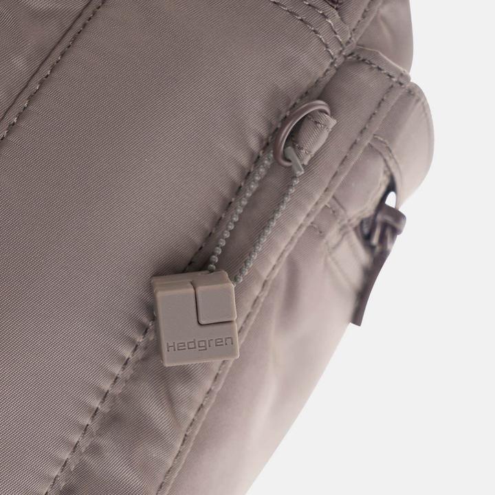 Actual product image Hedgren Eye Medium Shoulder Bag RFID