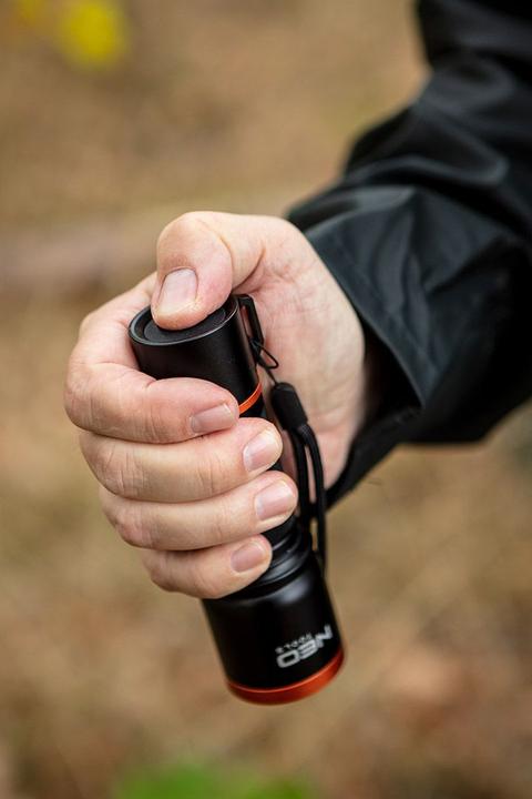 Produktbild Neo Taschenlampe (3xAA 200 lm COB LED Taschenlampe, batteriebetrieben) (14 cm)