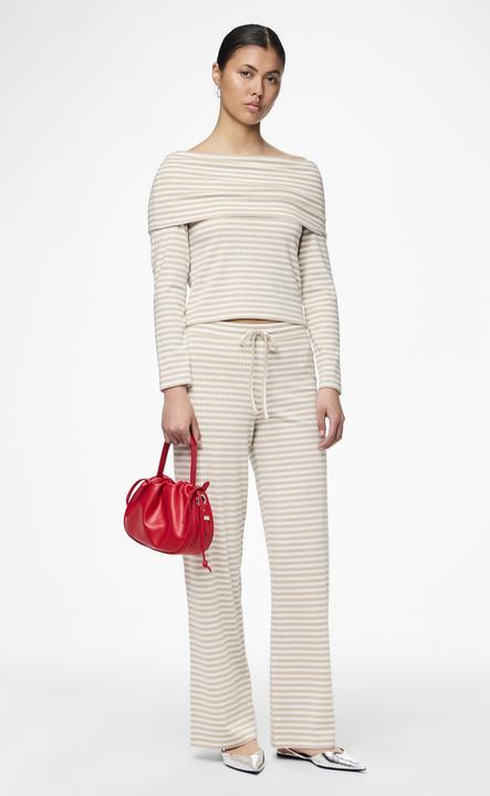 Actual product image Pieces PCLAYA Off Shoulder Top (S)