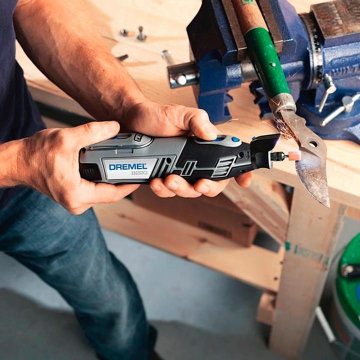 Actual product image Dremel 8220-5/65 Platinum Edition