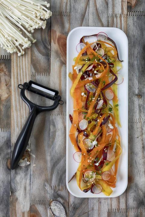 Produktbild Kyocera GEN Starter Set: Obst-und Gemüsemesser mit Schäler (11 cm)