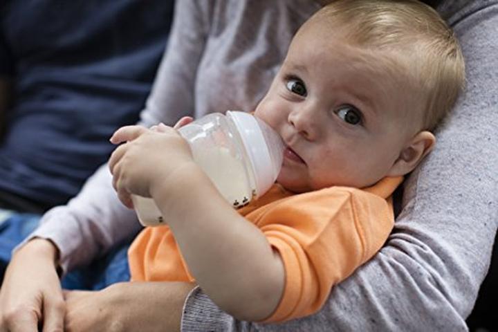 Produktbild Tommee Tippee 221421 Silikon-Sauger 6 + Brei