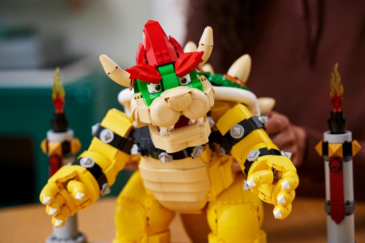 Actual product image LEGO The mighty Bowser (71411, LEGO Super Mario)