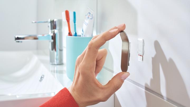 Produktbild tesa Powerstrips Haken SMALL Metall