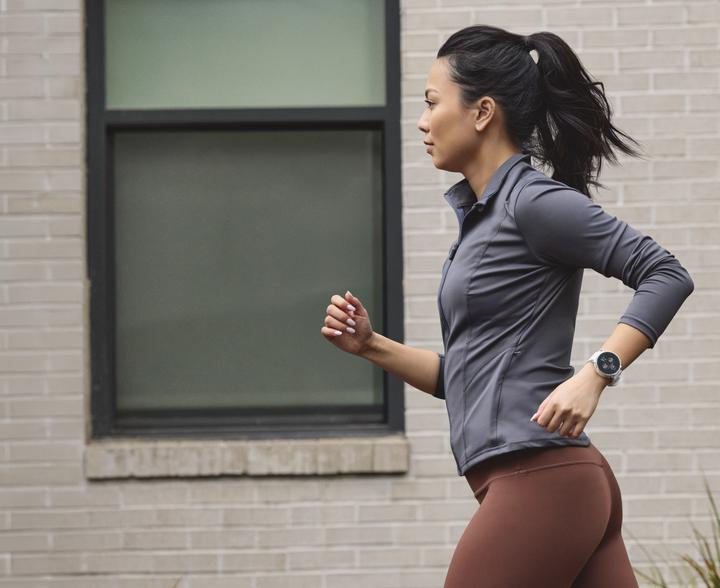 Actual product image Amazfit Active 3 Premium Aero White, W2558GL3N (45 mm)