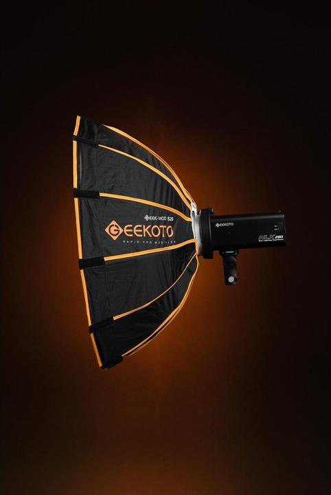 Actual product image Geekoto Quick-Folding Octagon Softbox 26 For Bowen Mount Light (Soft boxes, 66.04 cm)