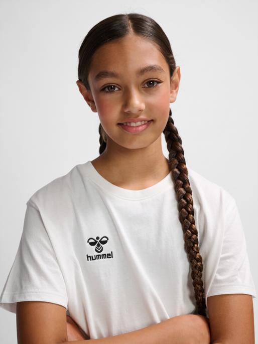 Produktbild hummel HMLGO 2.0 T-SHIRT S/S KIDS (116)