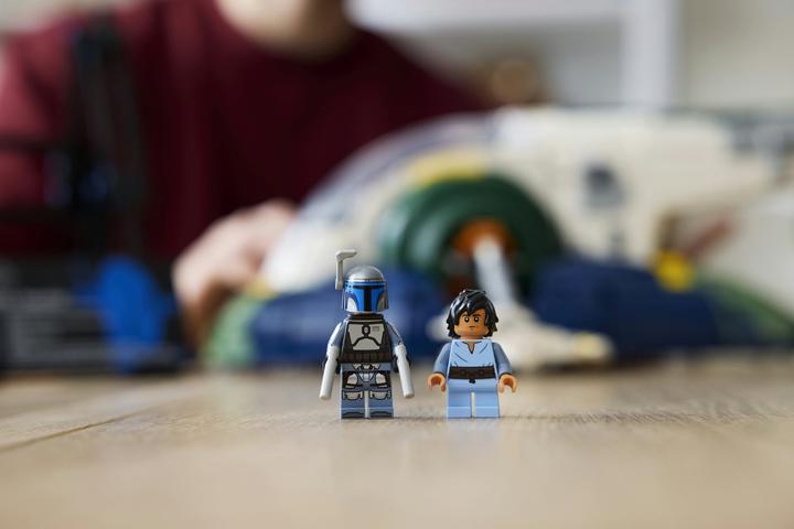 Produktbild LEGO Jango Fetts Sternenschiff der Firespray-Klasse (LEGO Star Wars)