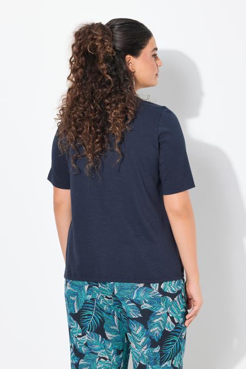 Actual product image Ulla Popken Ride The Wave Short Sleeve V-Neck Graphic Tee (56)