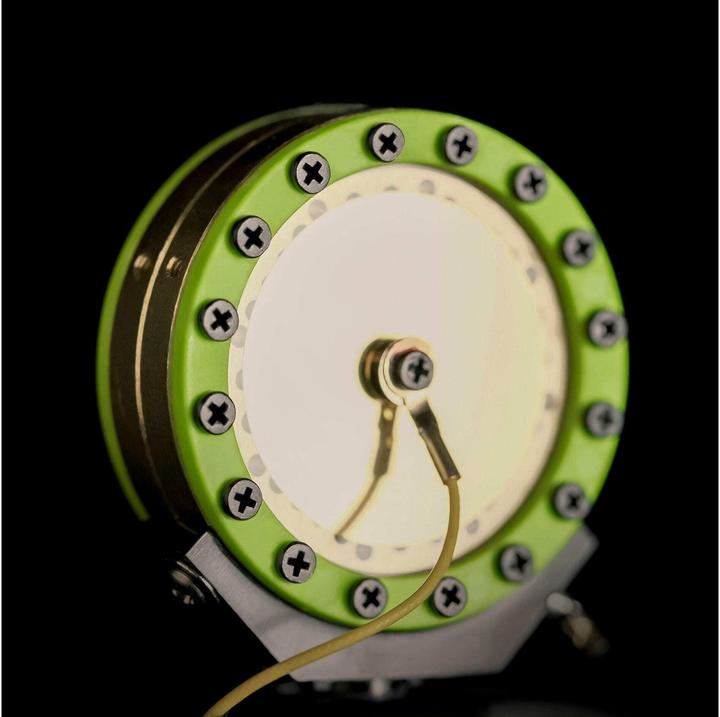 Actual product image Lewitt Ray