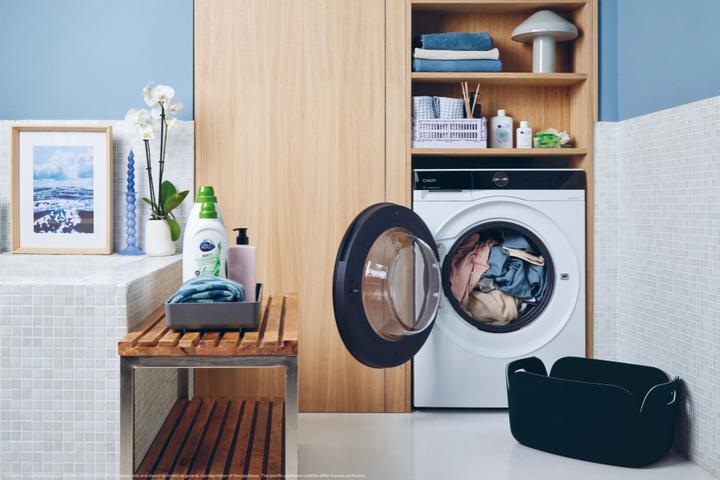 Actual product image Candy BS 412B8-S (12 kg, Left)