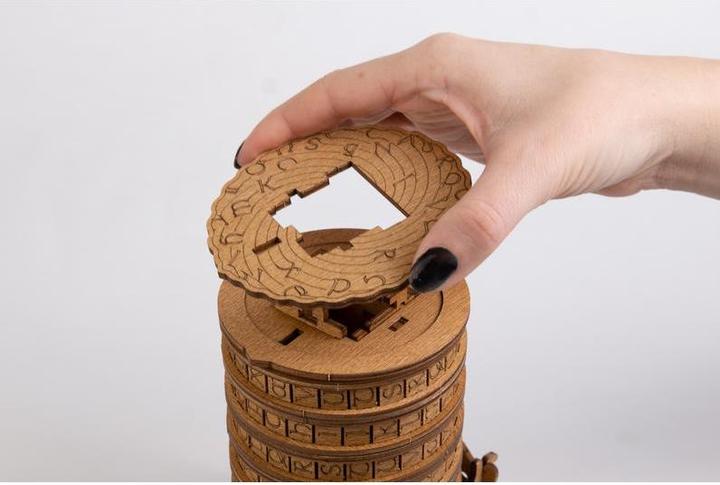 Actual product image Escape Welt Cryptex - puzzle box (German, 1 - 2 Players)