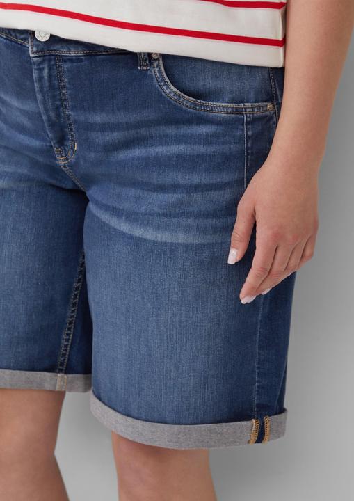 Immagine prodotto S.Oliver Jeans-Hose Bermuda Jeans / Curvy Fit / Mid Rise / Slim Tapered Leg (44)