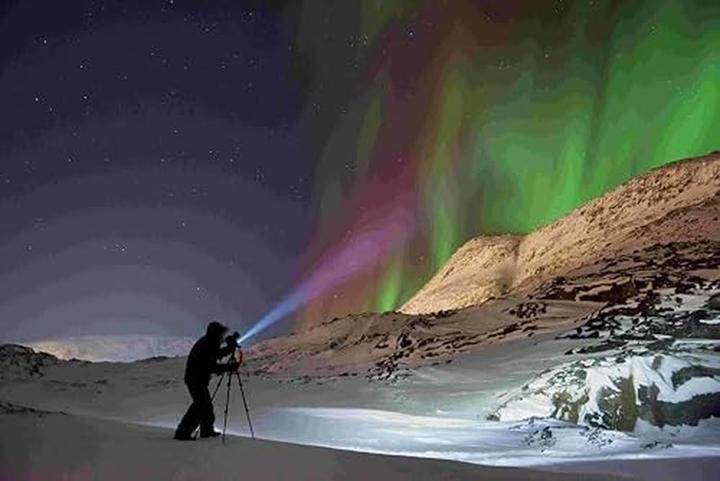 Actual product image SANDISK Extreme PRO SDXC UHS-I Memory Card (2000 GB, microSDXC, SDXC, U3, UHS-I)