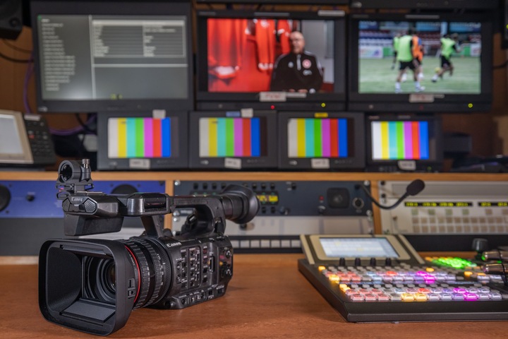 Produktbild Canon XF605 (13.40 Mpx, 60p, 15 x)