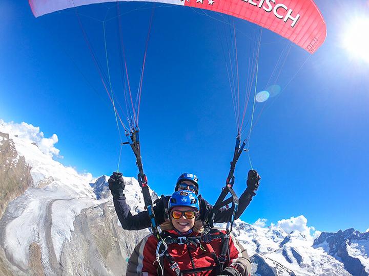 Actual product image Smartbox 20-minute paragliding flight with photo and video souvenir in Zermatt (1 Person)