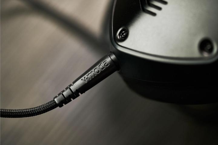 Image du produit Roland VMH-S100 (Pas de réduction du bruit, Filaire)