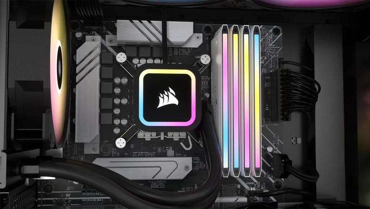 Produktbild Corsair Dominator Titanium (2 x 16GB, 7200 MHz, DDR5-RAM, DIMM)