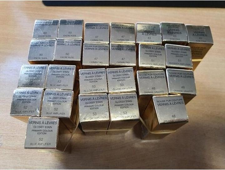 Actual product image Yves Saint Laurent Vernis à Lèvres (43 Rose Folk)