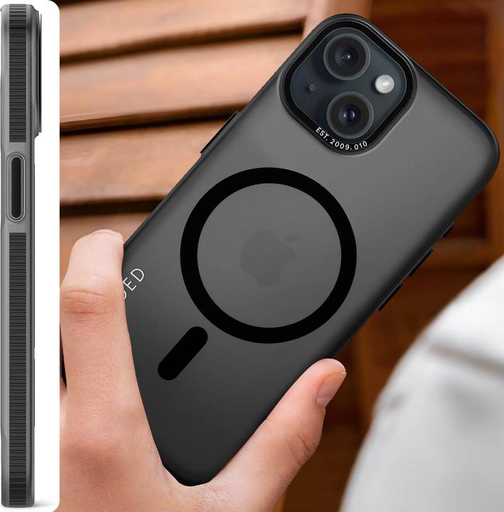 Actual product image Decoded Recycled Plastic Backcover iPhone 15 Black (Apple iPhone 15)