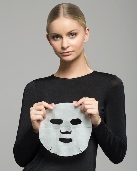 Actual product image Iroha Nature Nature - Tissue Mask Herb Cannabis (20 ml)