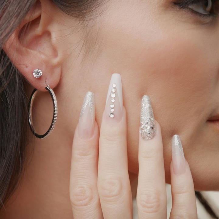 Produktbild KISS Adhesive nails Classy Nails Premium - Sophisticated 30 pcs (Kunstnägel, Sophisticated)