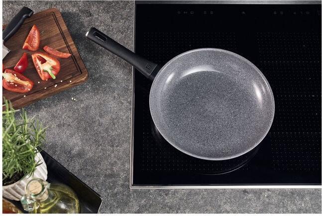 Produktbild Zwilling - Terreno Plus Fry Pan - Gray - 24 cm (Bratpfanne, Aluminium, 24 x 5.50 cm)