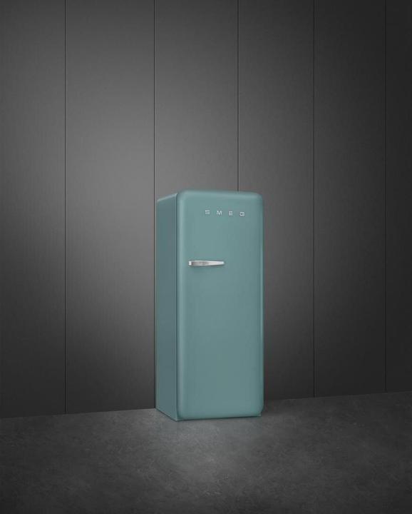 Actual product image Smeg FAB28RDEG5 (270 l)