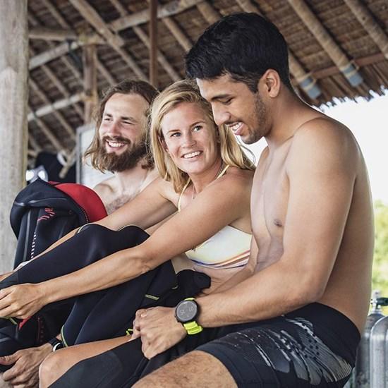 Produktbild Suunto D5 Black Lime With USB Cable