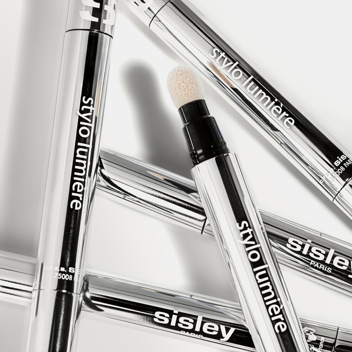 Actual product image Sisley Stylo Lumière (3 Soft beige, Highlighter)