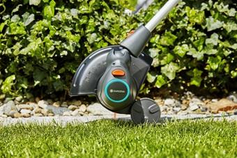 Produktbild Gardena ComfortCut Li-18/23 (Kunststoffmesser)