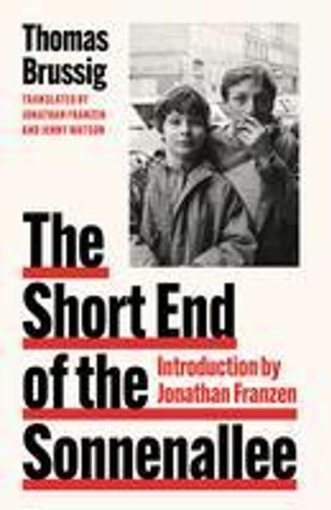 Valeurs nutritives et ingrédients The Short End of the Sonnenallee (Anglais, Thomas Brussig, Jonathan Franzen, Jenny Watson, 2023)