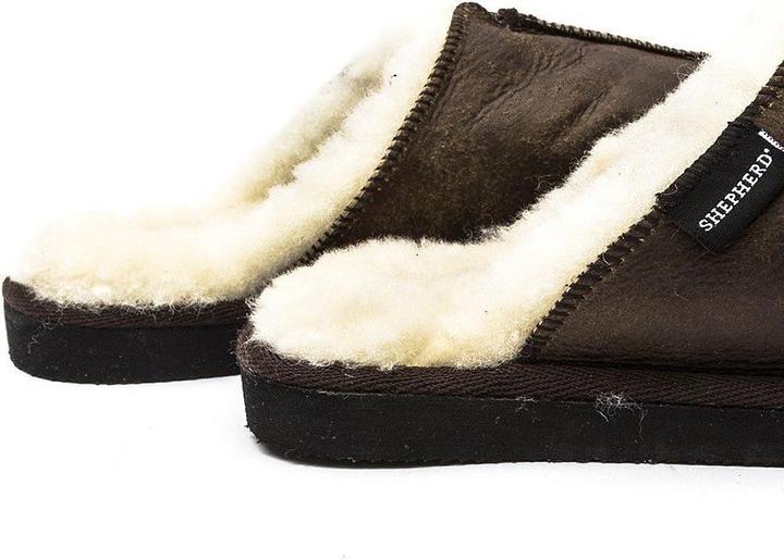 Actual product image Shepherd of Sweden Hugo (42)