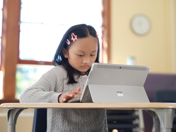 Actual product image Microsoft Surface Go 3 for business (10.50", Intel Core I3-10100Y, 8 GB, 256 GB, Without keyboard layout)