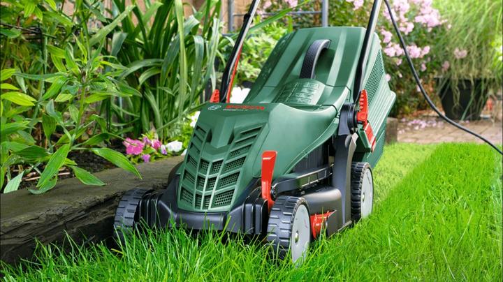 Productafbeelding Bosch Home & Garden Bosch Rasenmäher UniversalRotak 34-405 (Elektrische stroom)
