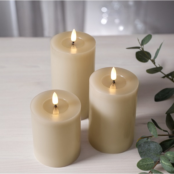 Actual product image Star Trading LED Pillar Candle Flame Flow (1 x)