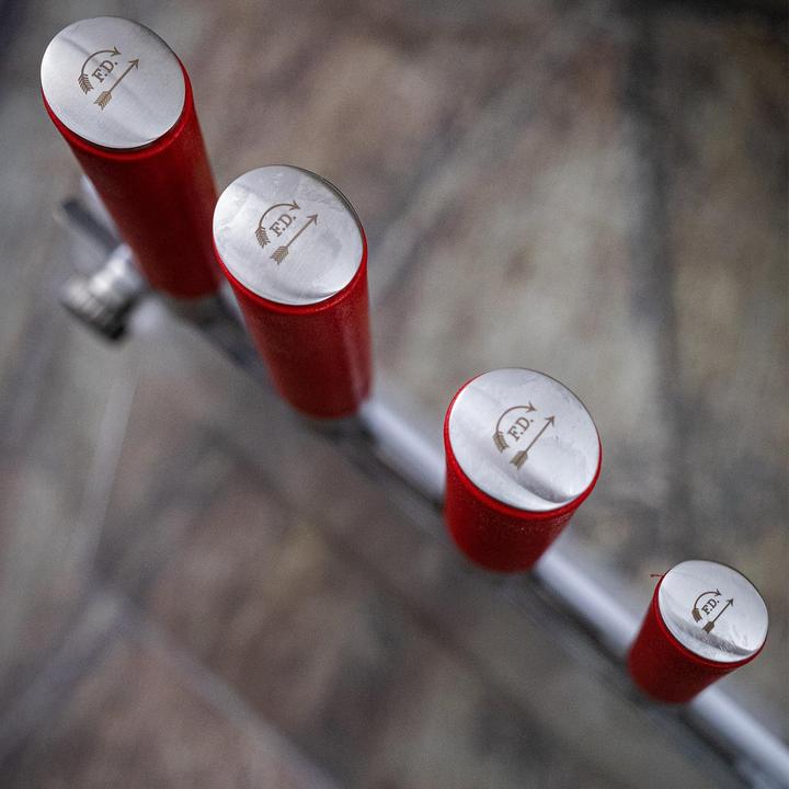 Produktbild F. Dick Red Spirit Messerblock 4Knives (4-teilig, Officemesser Santoku Küchenmesser Brotmesser, Mess