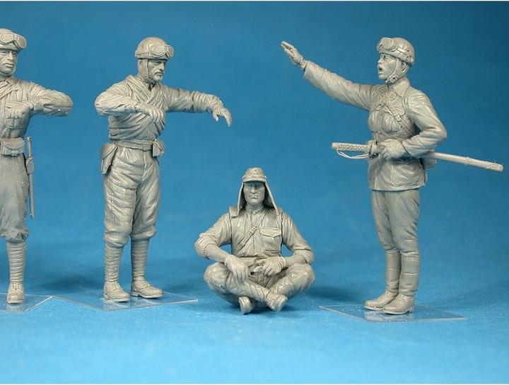 Actual product image Mini art Japanese Tank Crew