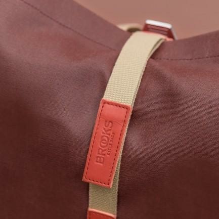Actual product image Brooks England Pickwick (12 l)