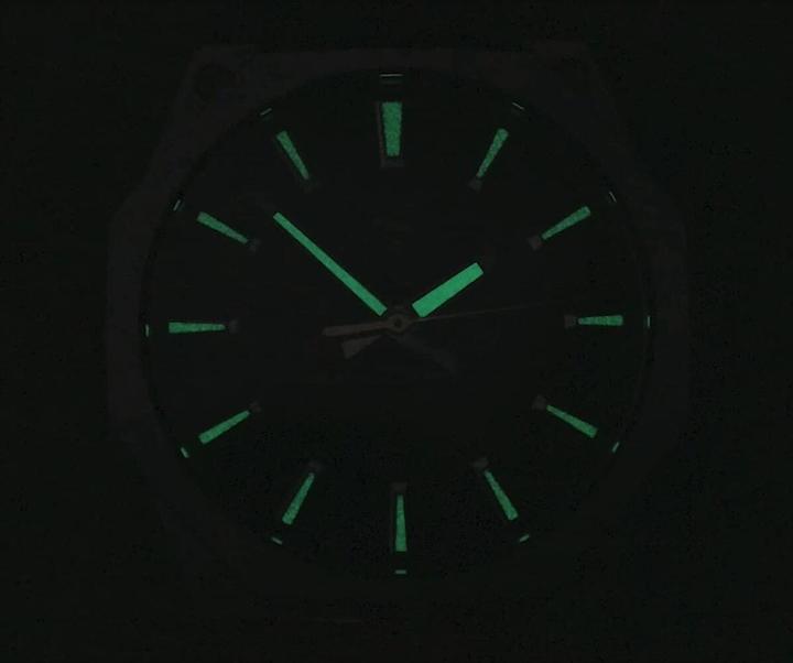 Actual product image Casio EFR-S108DE-3AVUEF (Analogue wristwatch, 39.90 mm)