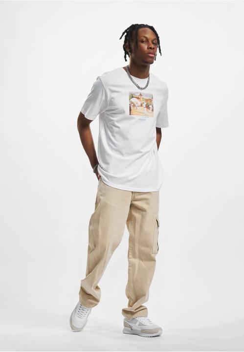 Actual product image Cayler & Sons Classic Tee - 195363 (L)