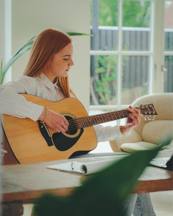 Produktbild Yamaha F310II Westerngitarre (Akustik Gitarre, Meranti, Spruce)