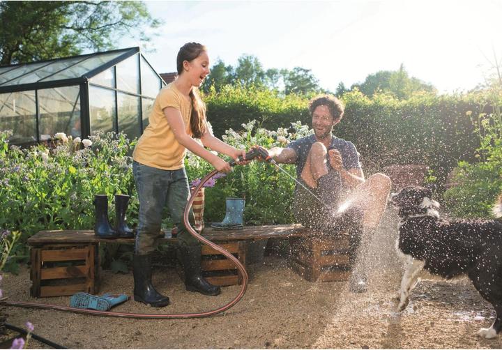 Actual product image Gardena Premium cleaning syringe set